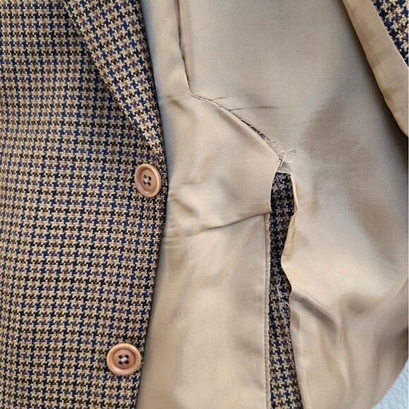 Beecroft & Bull Brown Houndstooth Blazer - Picture 9 of 9